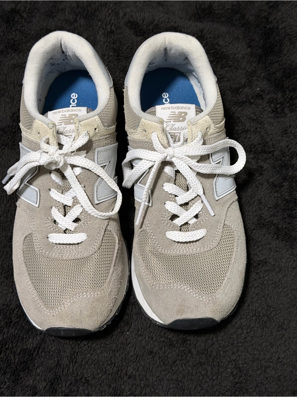 New Balance Women Beige & White Retro Lace-Up Sneakers